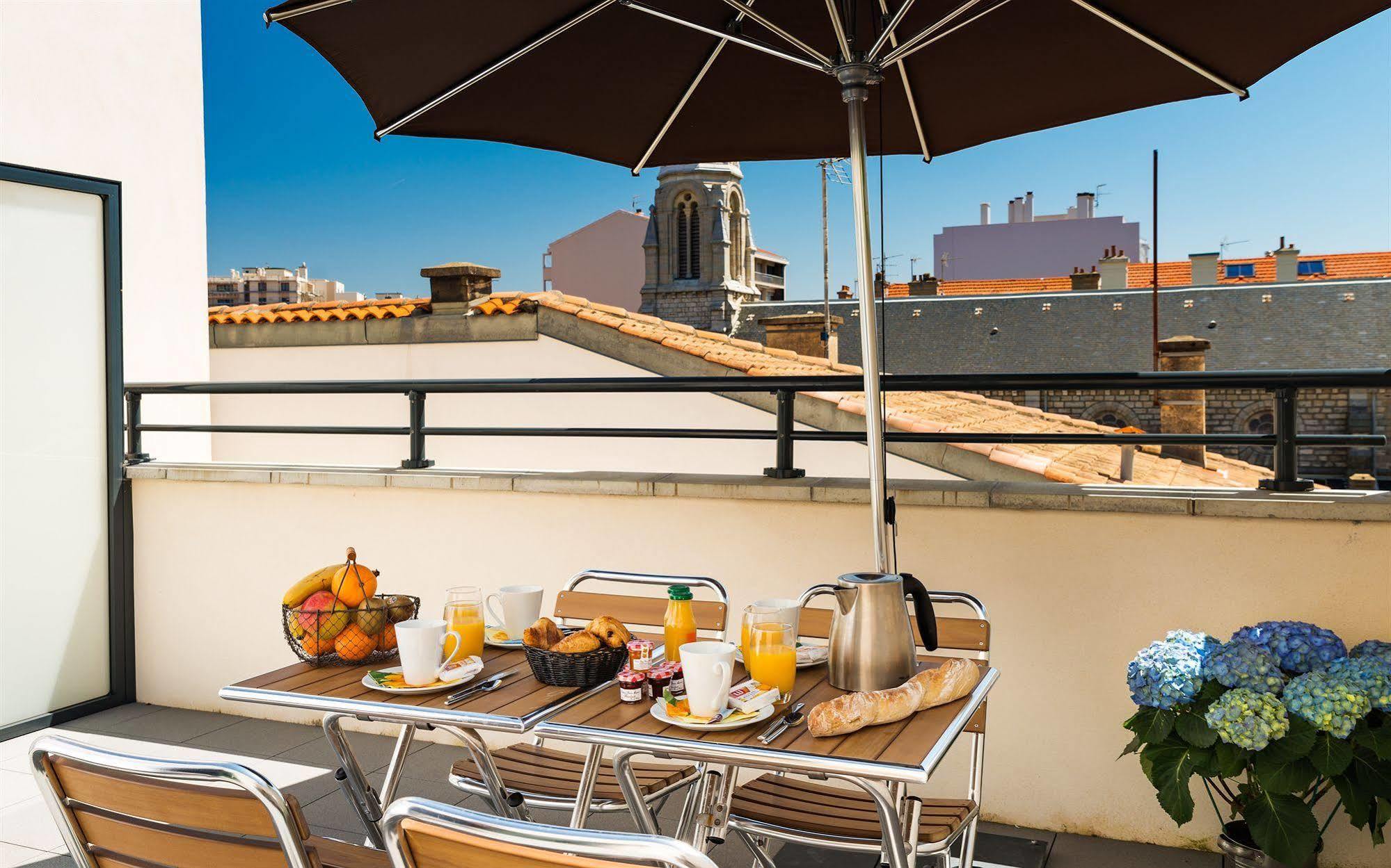 Lagrange Vacances Les Patios Eugenie Biarritz Zewnętrze zdjęcie