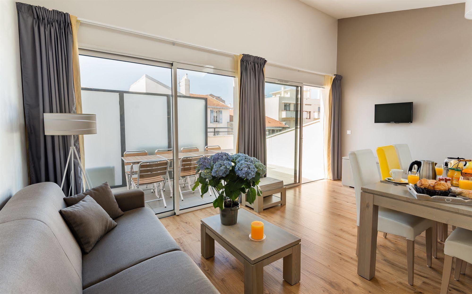 Lagrange Vacances Les Patios Eugenie Biarritz Zewnętrze zdjęcie